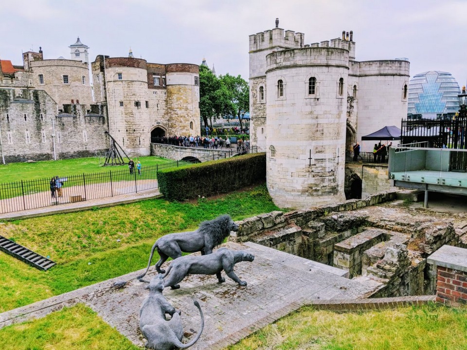 Best places to visit in London Tower of London (1)