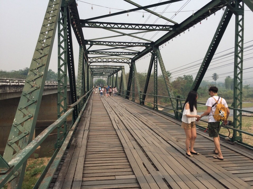 Tha Pai Memorial Bridge (World War II Memorial Bridge),pai day trip, one day in pai (1)