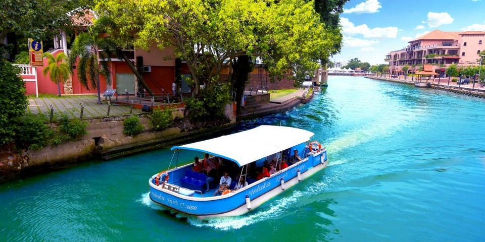 1 day in Melaka Sailing on the Malacca River (1)