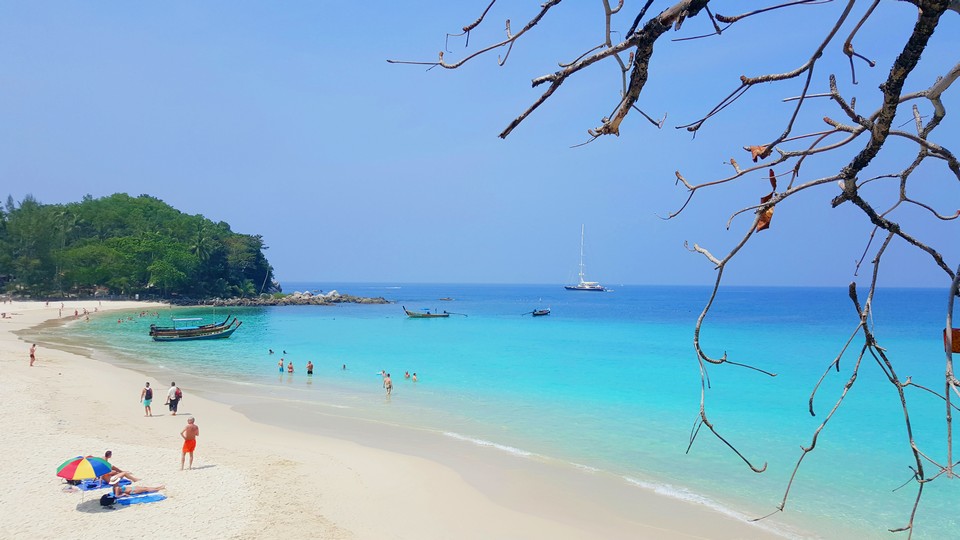freedom beach phuket (2)