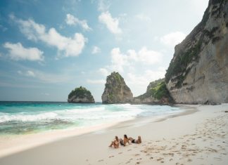 Diamond-Beach-Nusa-Penida-Island