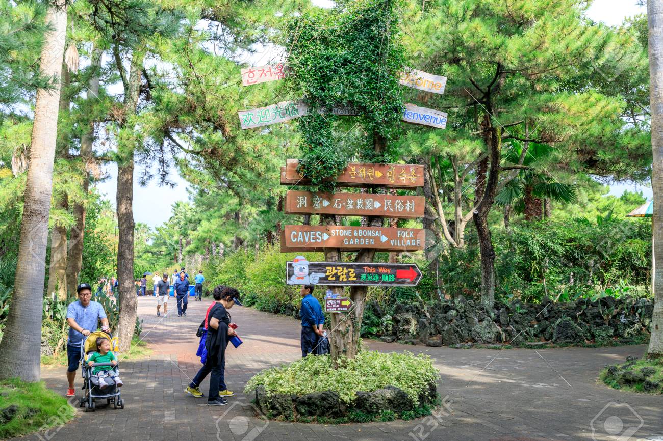 Hallim Park, one of the most popular tourist spots on oct 5, 201 - Living + Nomads – Travel tips, Guides, News & Information!
