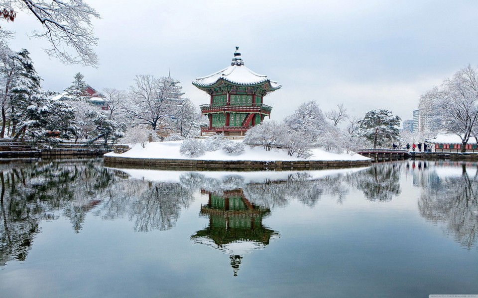 Gyeongbokgung Palace in winter.1