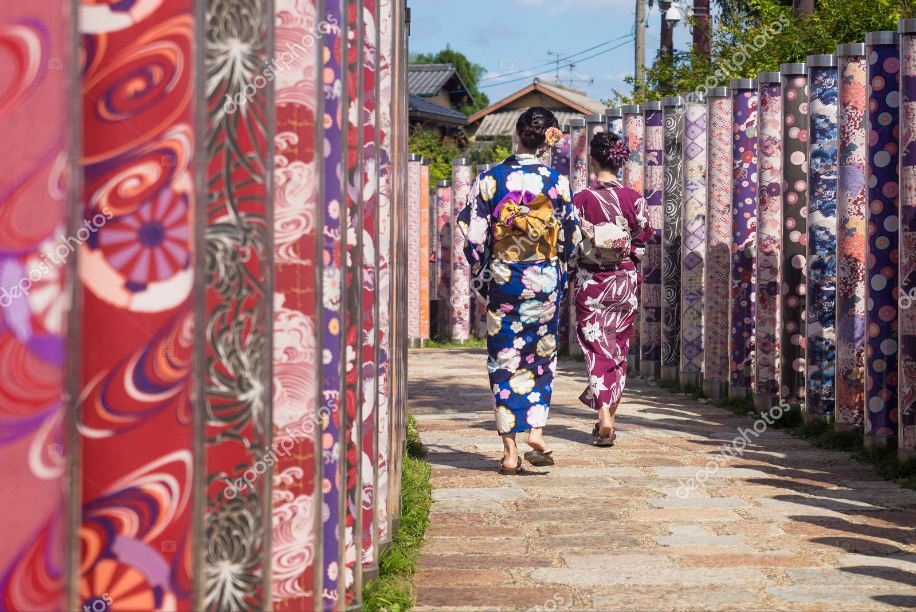 kimono walk