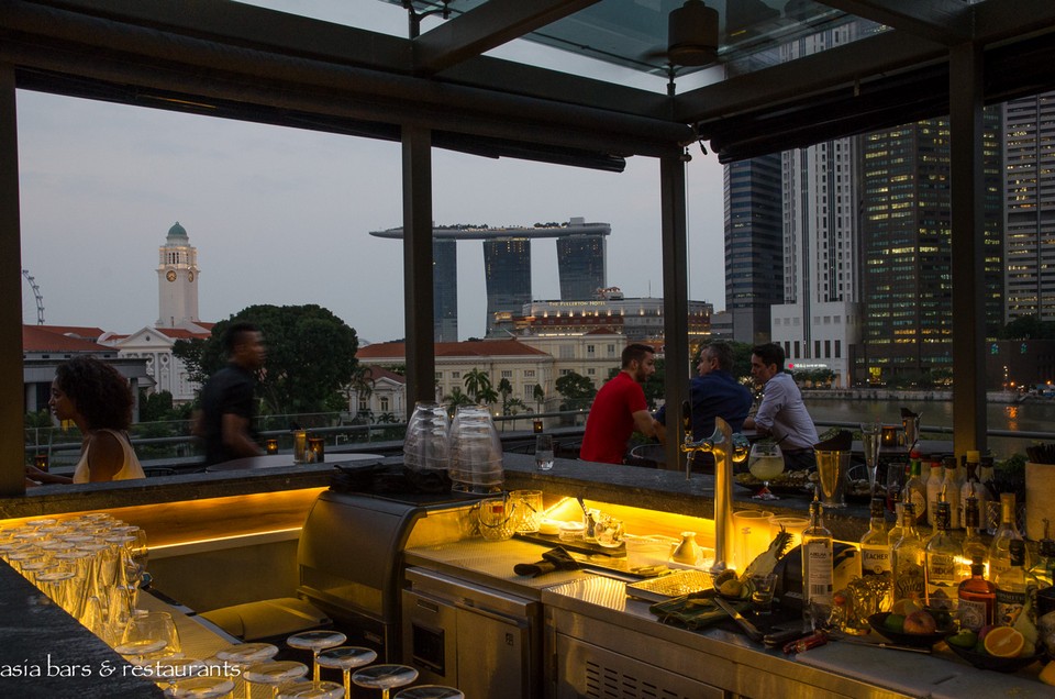 Best sky bar in Singapore SOUTHBRIDGE (6)