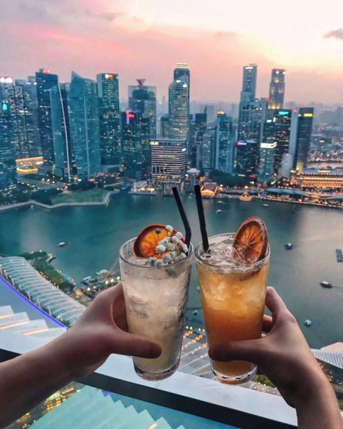 Best sky bar in Singapore — Top 5 best rooftop bars Singapore & highest sky bar in Singapore
