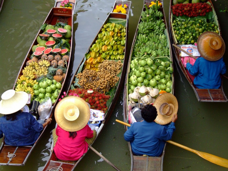 Cho-noi-Taling-Chan-bangkok