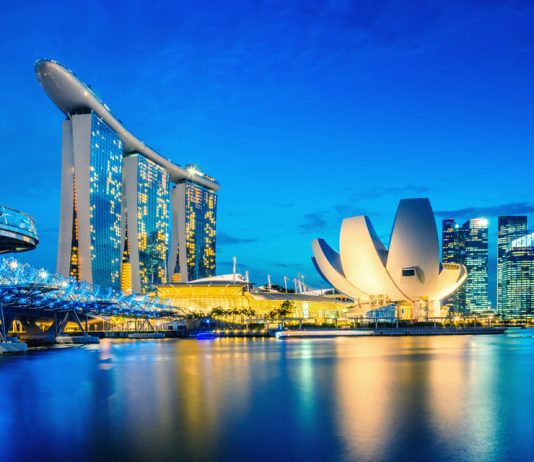 13+ best places to visit & top things to do in Marina Bay Singapore Singapore marina bay