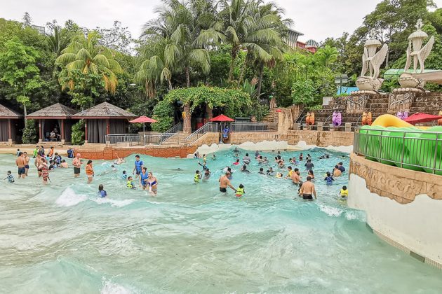 Adventure Cove Waterpark Singapore review — What to do & how to get to ...