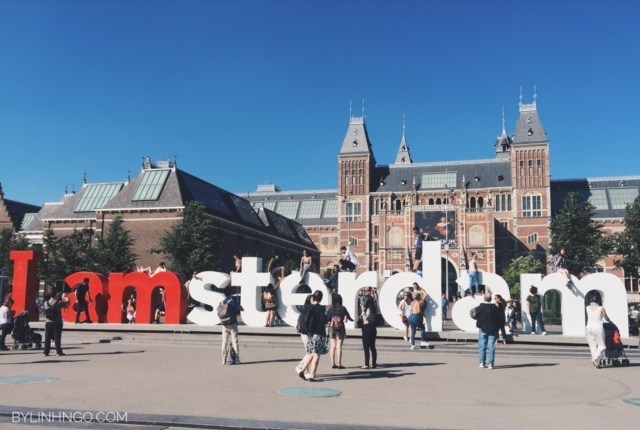 The famous “I AMSTERDAM” words – always crowed with tourists climbing to take pictures :)) Mom! Can’t take a minute without people to take a nice picture.