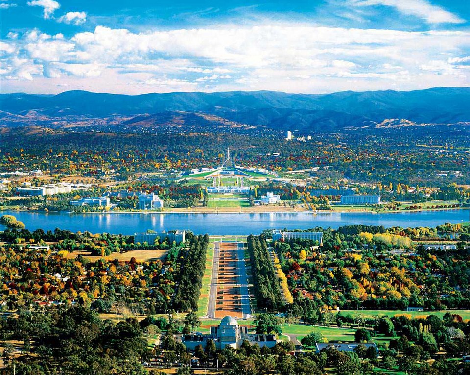 canberra travel packages