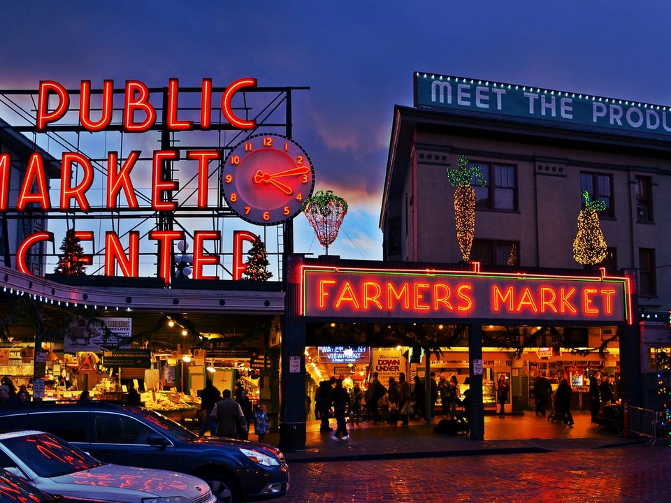 Pike_Place_Market_Entrance.0.0