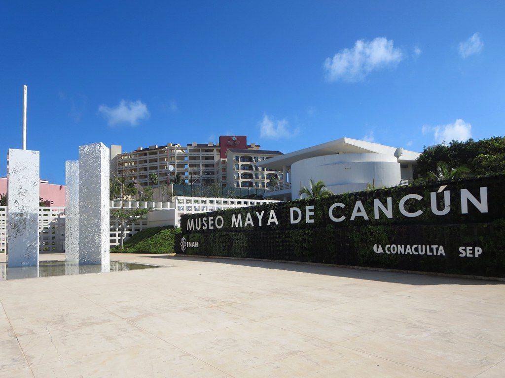 cancun mexico travel info