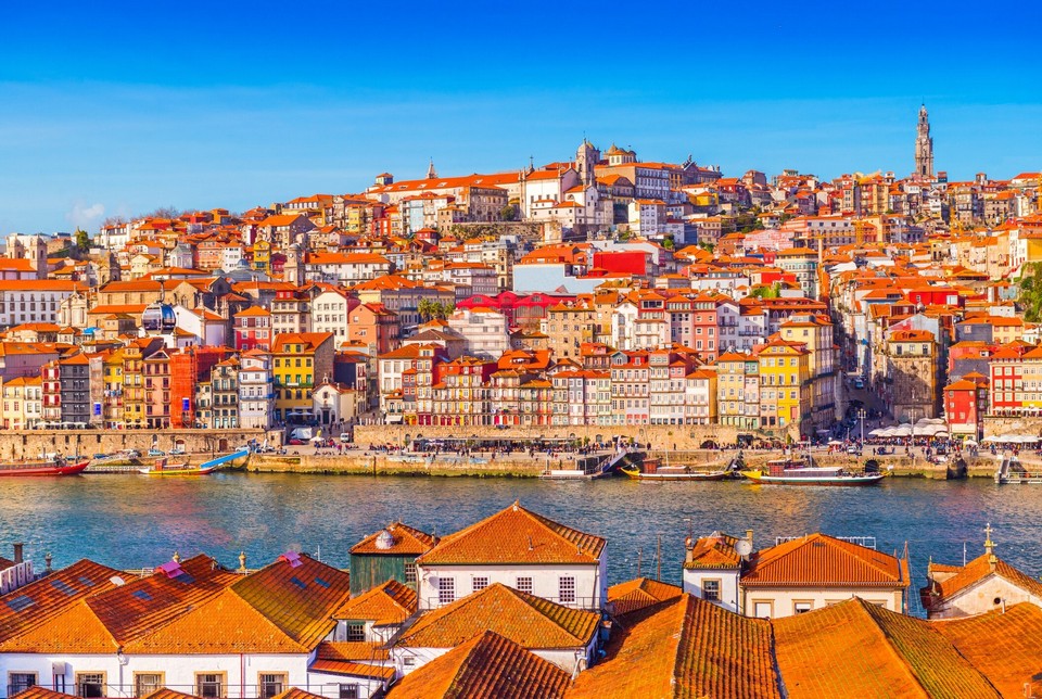 travel magazine portugal