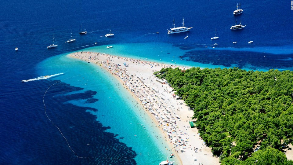 180619111259-best-croatia-beaches—zlatni-rat-bol-optimized-for-print-boris-kacan–full-169