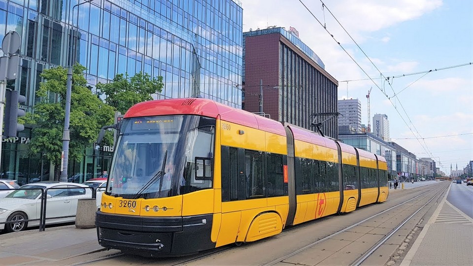 warsaw tram