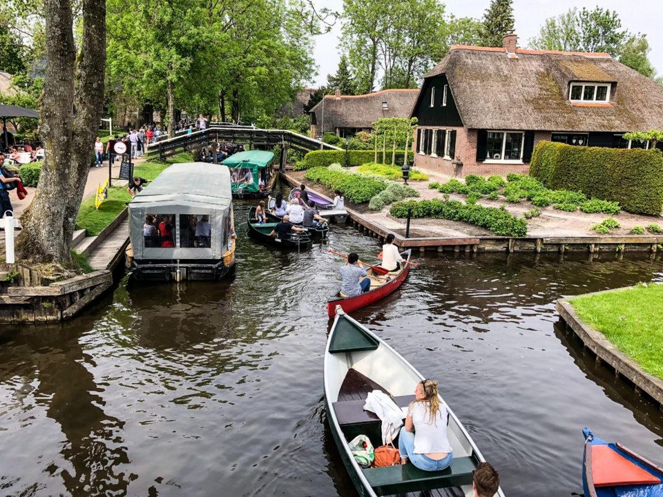 Giethoorn village amterdam netherlands holland (4)