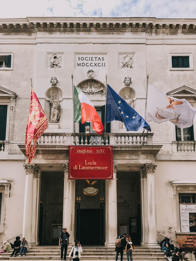 teatro-la-fenice-front