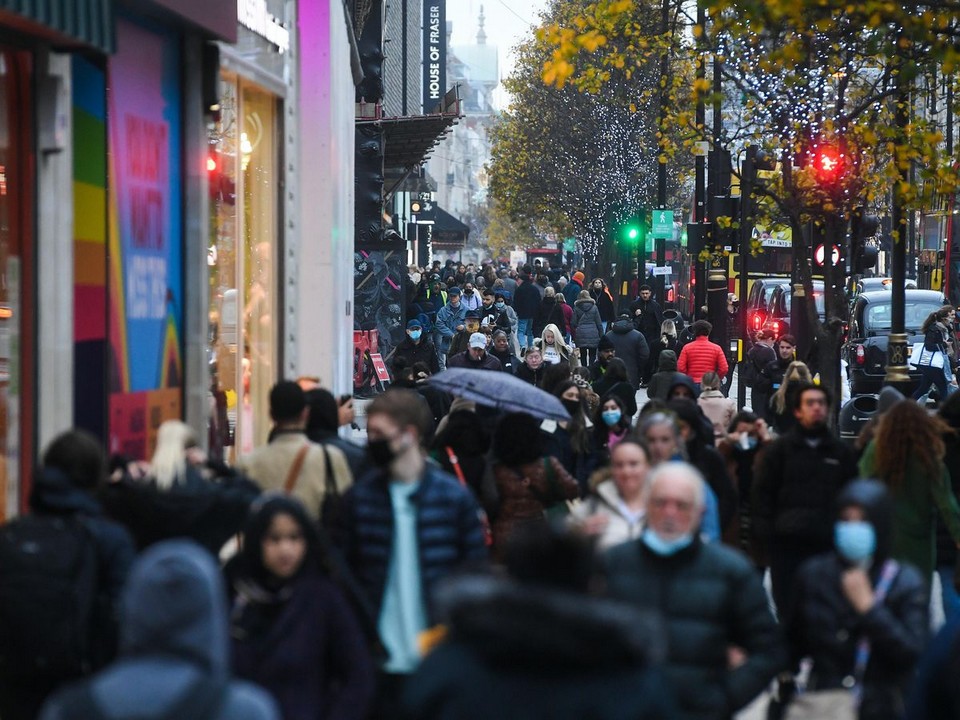 uk shopping street1