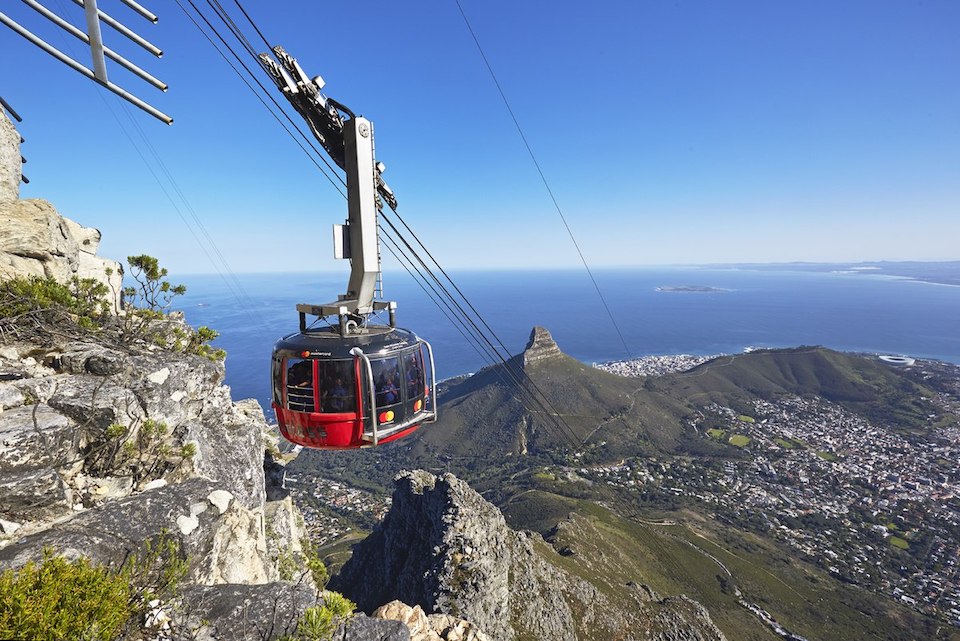 1200px-TableMountainAerialCableway2018