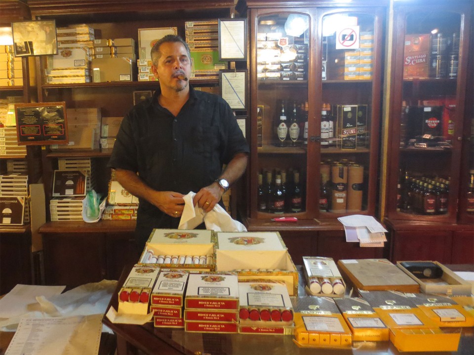 cuban cigar shop