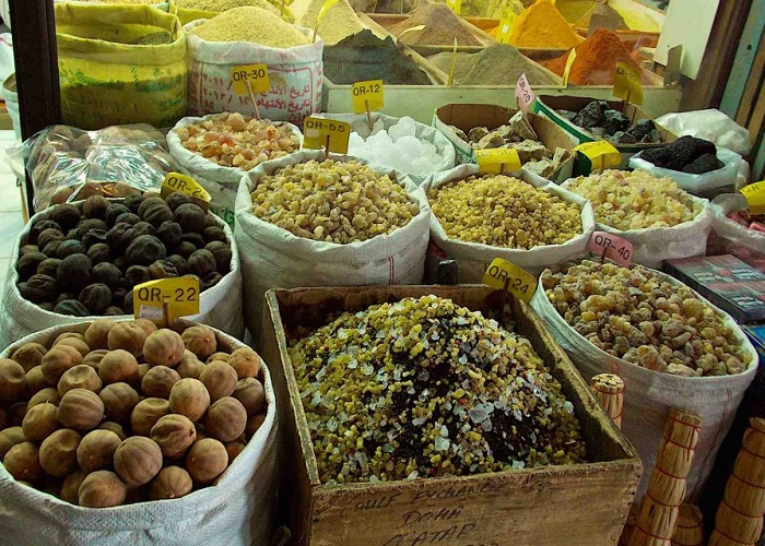 Dried fruits and nuts are popular gifts in Qatar.0