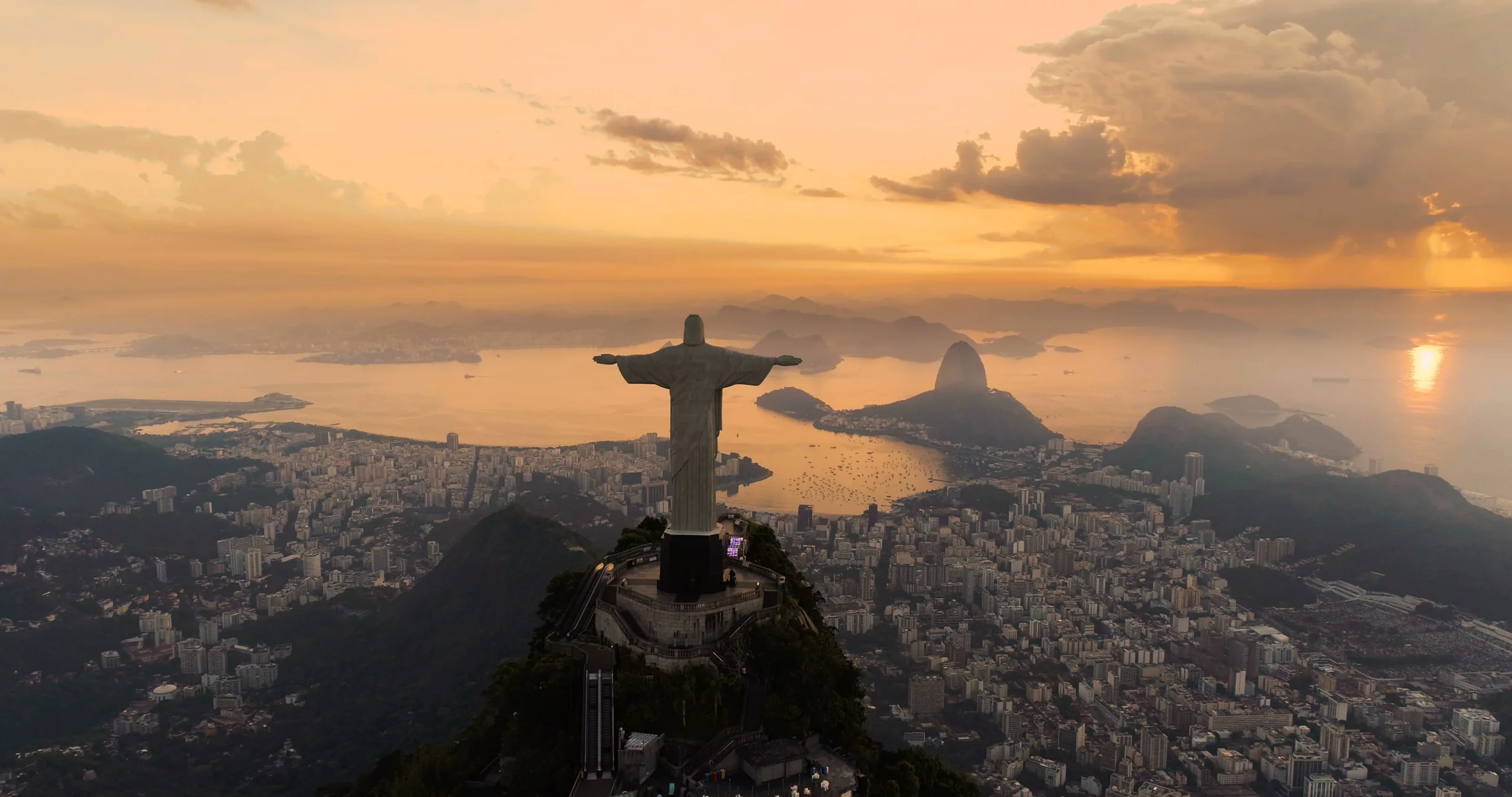 aerial-view-christ-redeemer-statue-086414808_prevstill