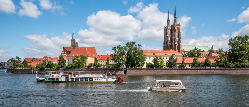 Enjoy a cruise on the Oder River - Wroclaw Poland 