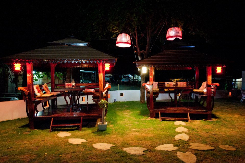 Night at Kob Thai restaurant with some lanterns