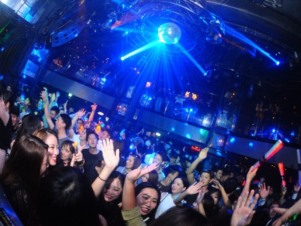 top 10 nightclubs osaka