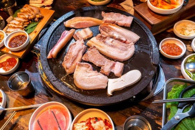 [Gamtai] Korean Jeju Island Skin-on Black Pork Belly 1kg main image 0