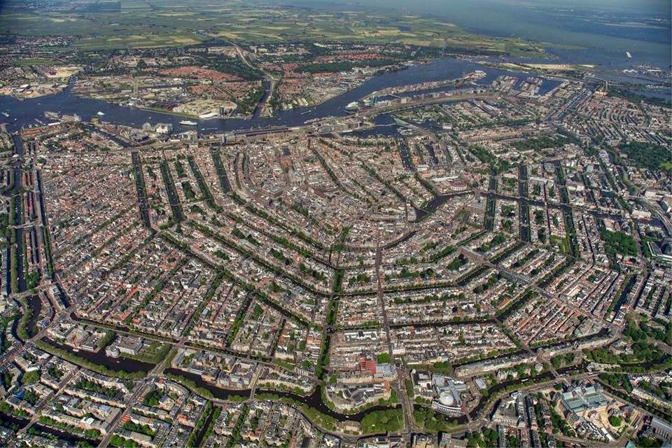 amsterdam-aerial-view-canalsamsterdam-blogamsterdam-tr