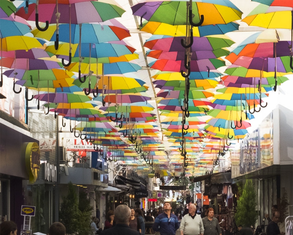 old_town_umbrella_street