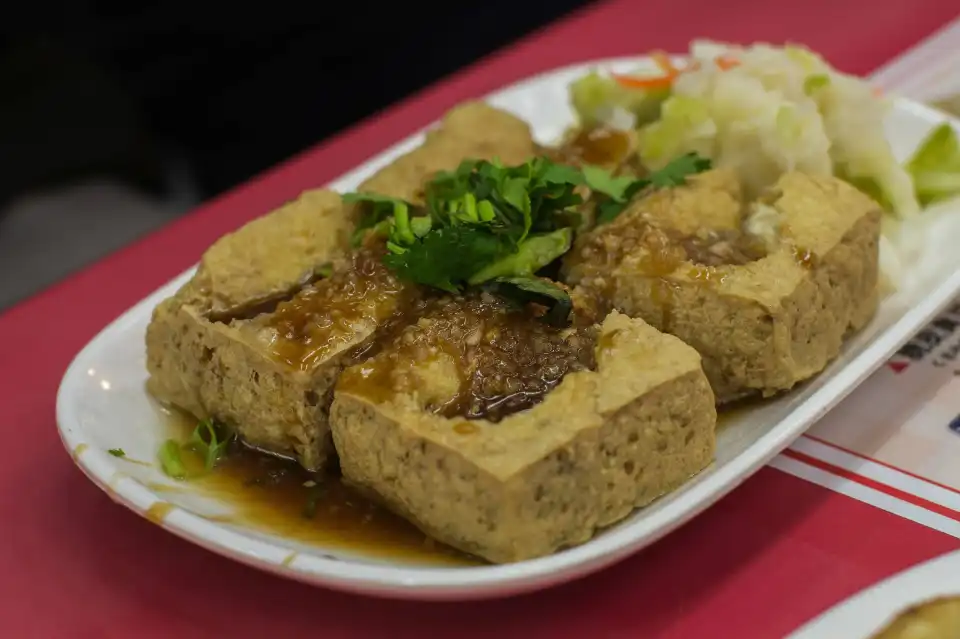 shilin night market stinky tofu taiwan (11)