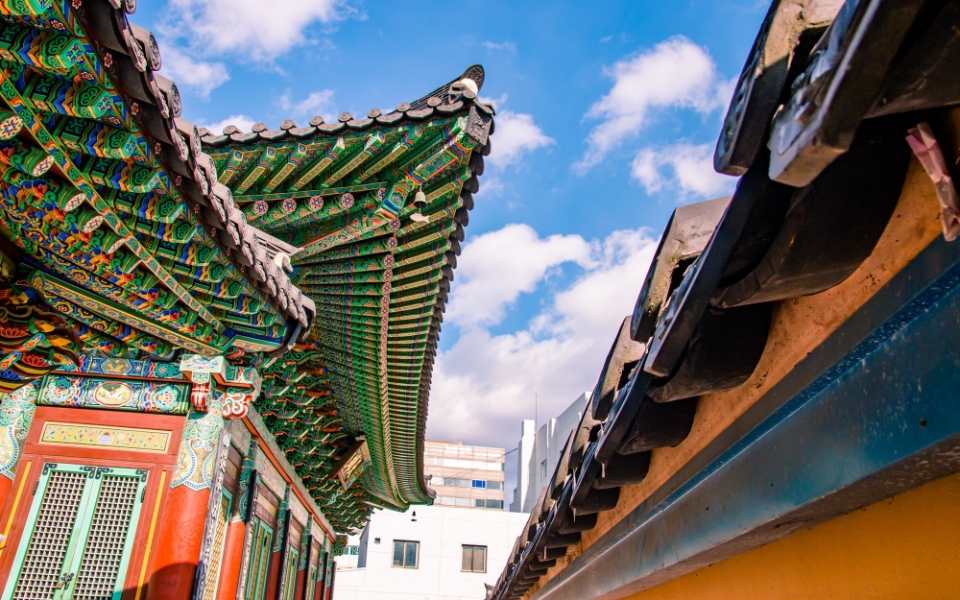 beautiful-traditional-architecture-of-temple-at-gwangju-south-korea-