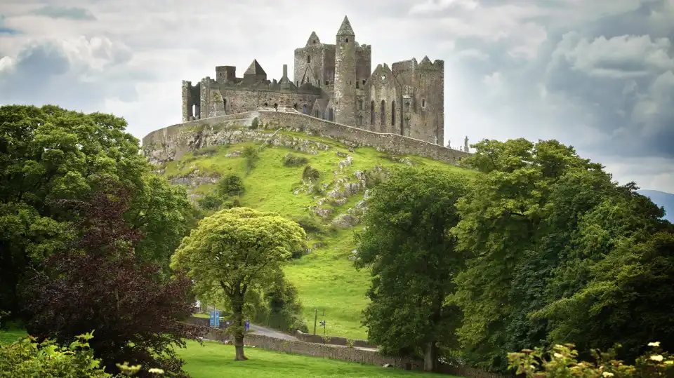 Rock-Of-Cashel-GettyImages-165559826 (1)