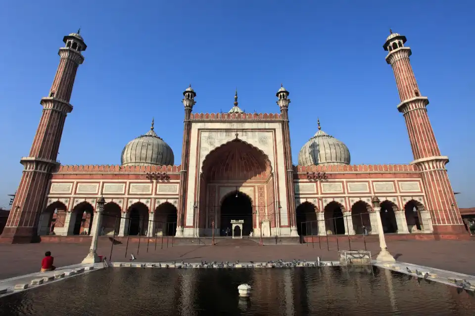 jama-masjid-delhi-india