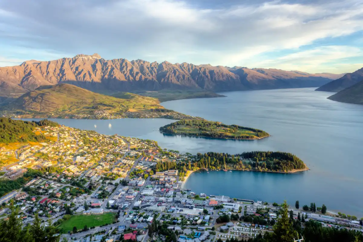Queenstown itinerary 2 days — How to spend 2 days in Queenstown ...