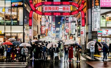 Shinjuku travel blog — The fullest Shinjuku travel guide for first-timers