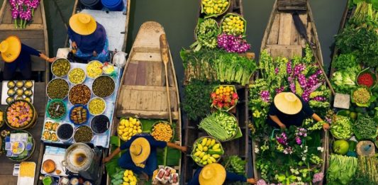 15+ most famous & best markets in Thailand for Shopping Enthusiasts