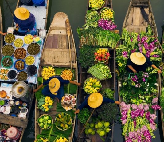 15+ most famous & best markets in Thailand for Shopping Enthusiasts