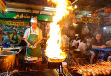 What to eat in Bangkok? — 12+ top, must try & best street food in Bangkok