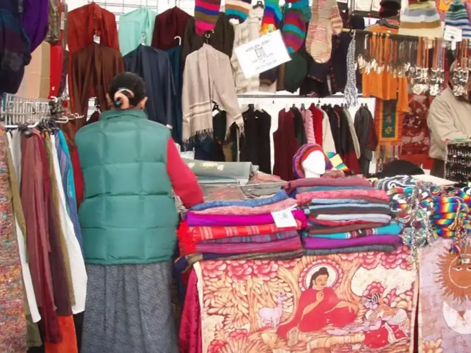 tibet shopping2