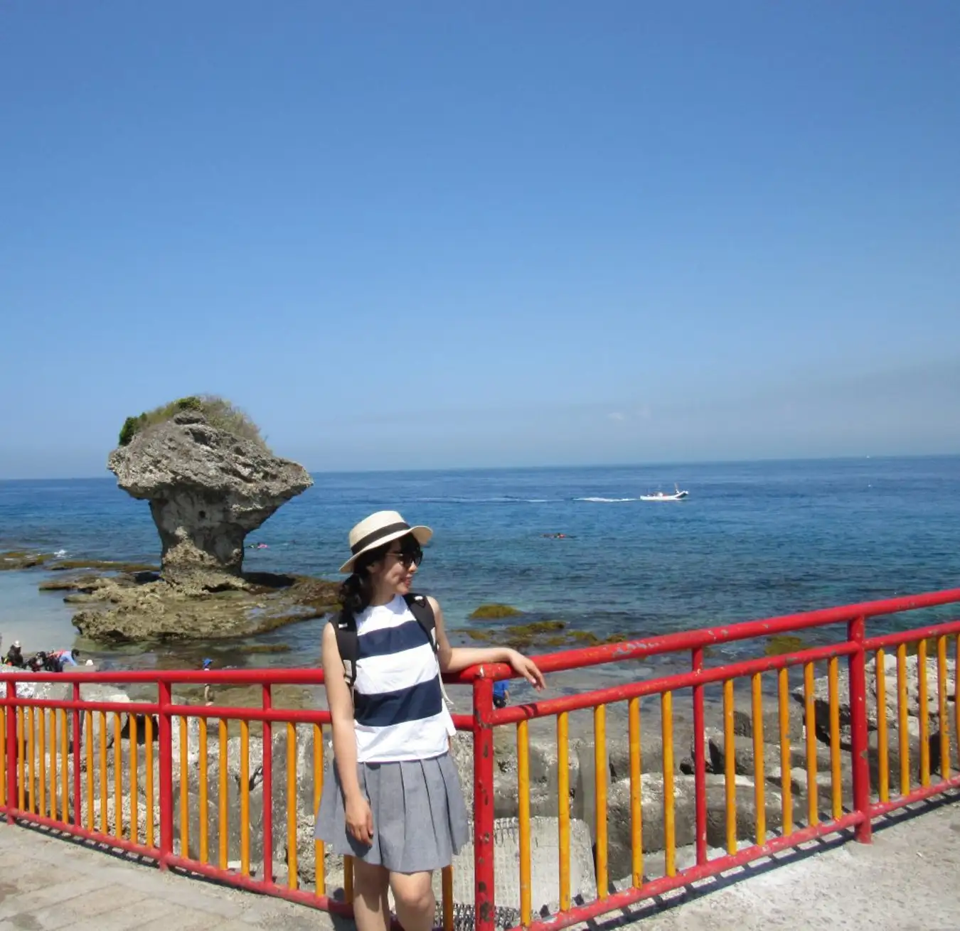 Xiaoliuqiu vase rock1