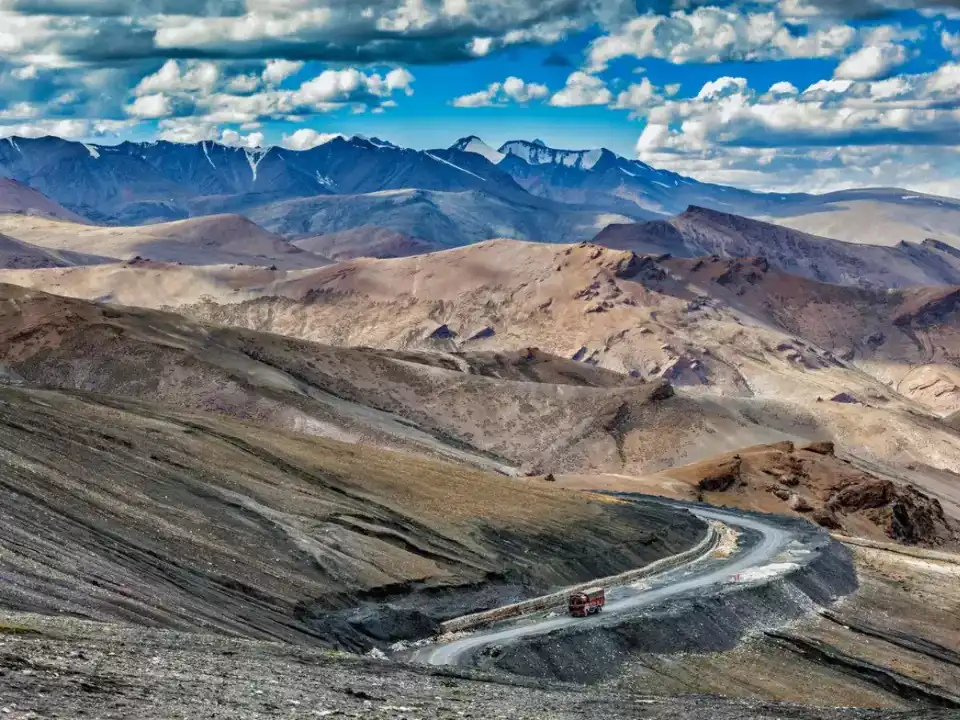 ladakh tourism time to visit