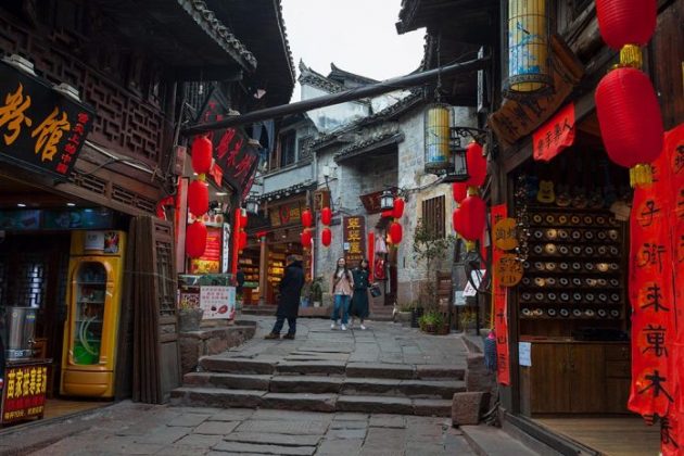 What to buy in Chongqing? — 9+ must-buy souvenirs, best things to buy ...