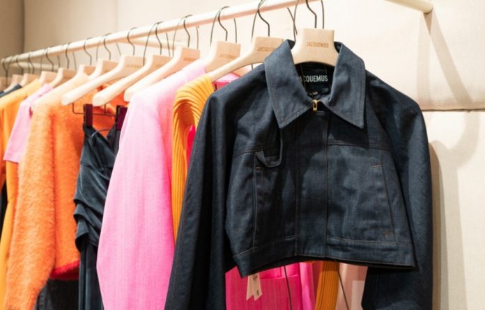 What to buy in Paris? — 25+ must buy souvenirs, gifts & best things to
