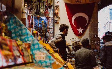 What should I avoid in Turkey — 10 things not to do in Turkey & do and don’ts in Turkey