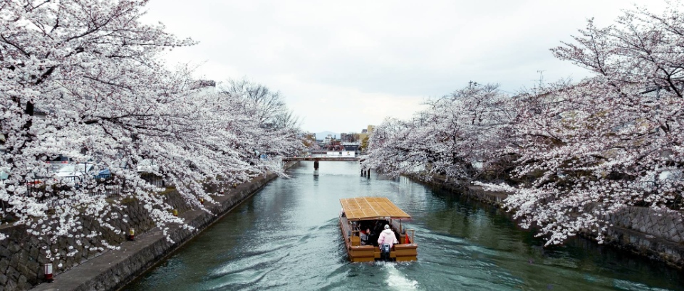 Biwa lake canal kyoto