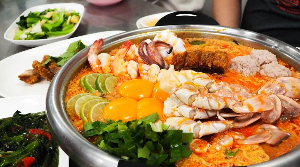 Tom Yum Thailand – National Thai specialty